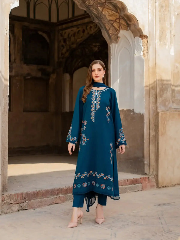 Exquisite Linen Embroidered Suit Set - 3 Pcs